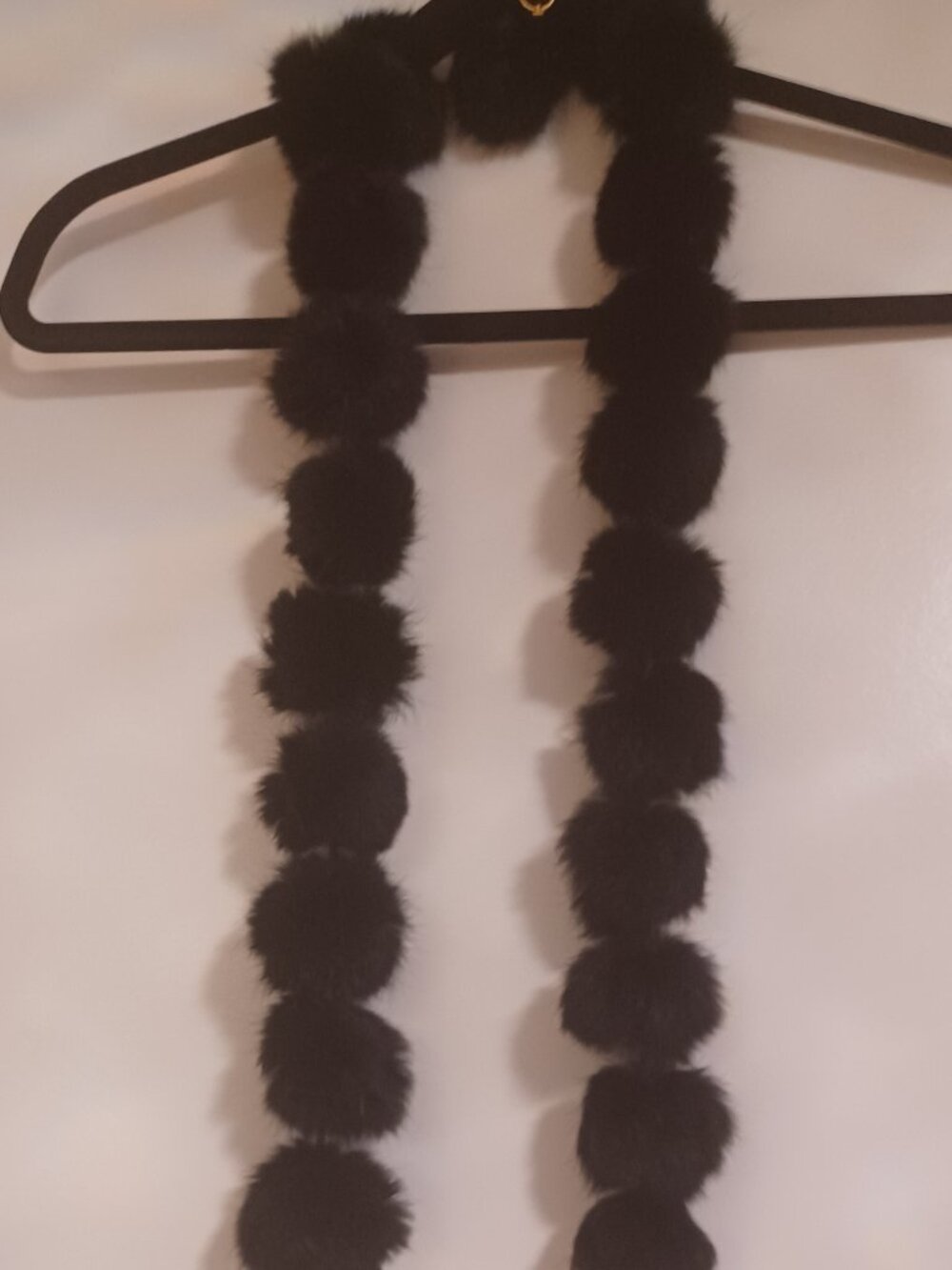 Single Row 100% Rabbit Fur Scarf - Picture 3 of 3